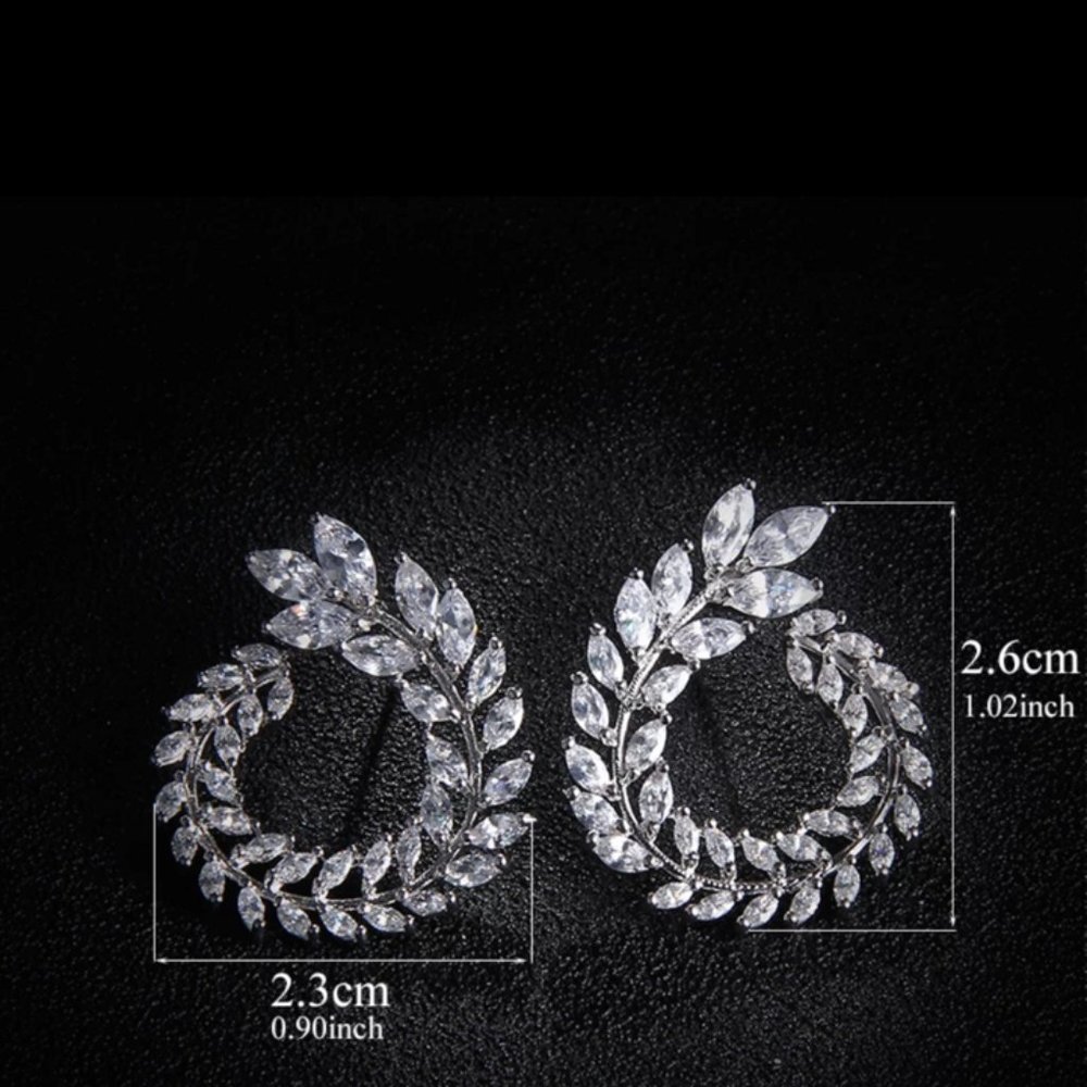 M - Swarovski Crystal Elements Set - image 5